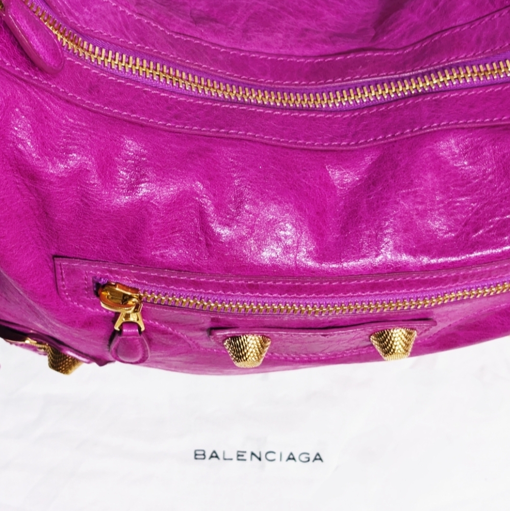Balenciaga Hot Pink Leather Hobo Bag with Gold Hardware - Picture 3 of 16